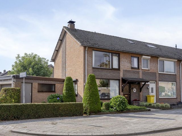 Korenbloemstraat 8, Baarle-Nassau