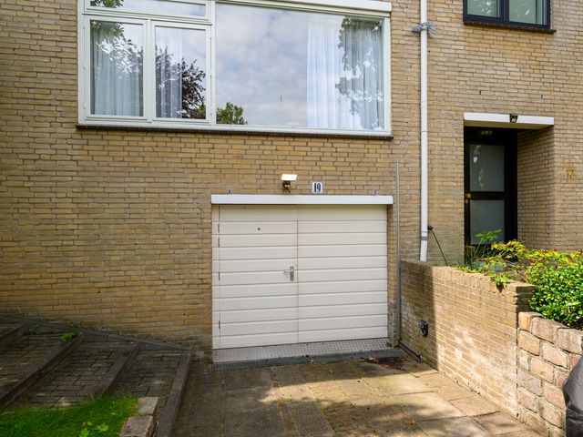 Isabellaland 19, Den Haag