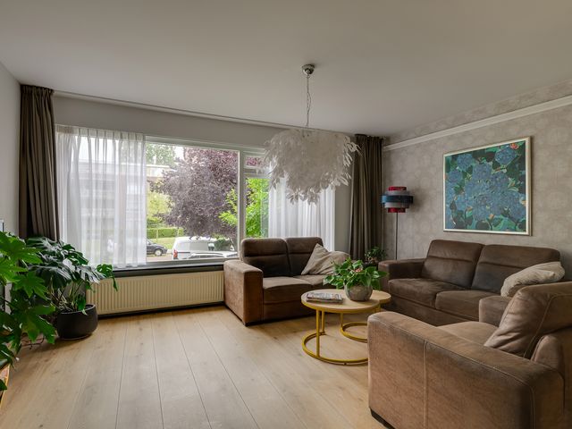 Isabellaland 19, Den Haag