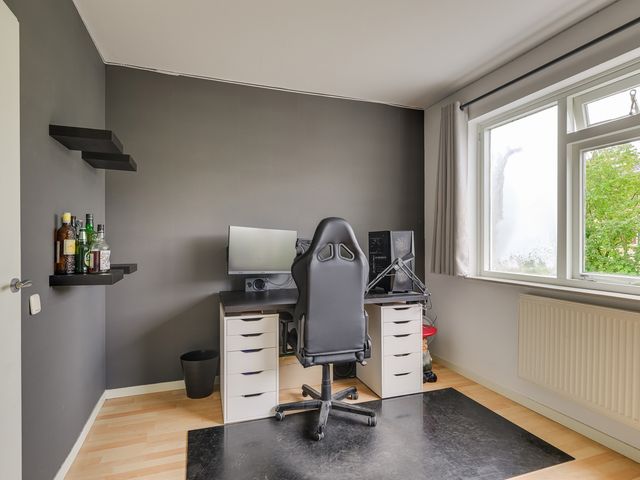 Isabellaland 19, Den Haag