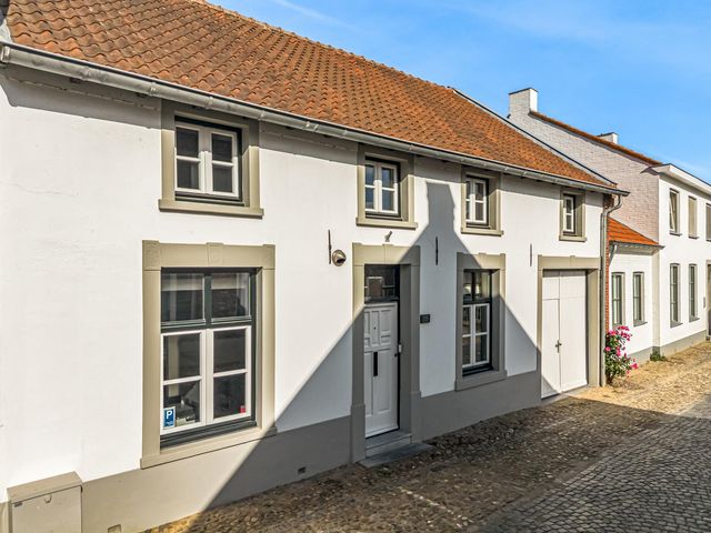 Trippaardstraat 25, Thorn