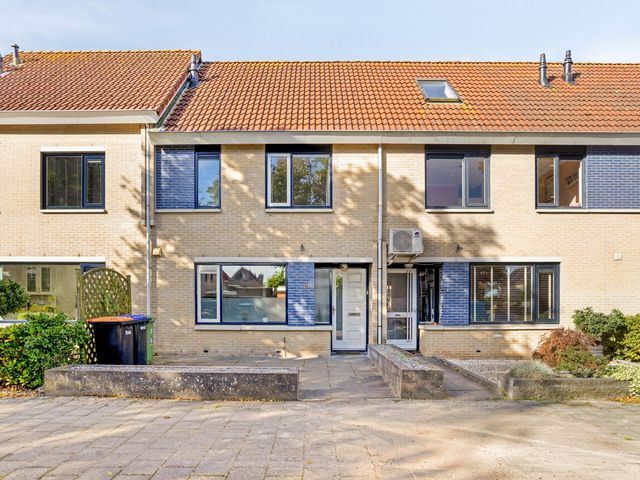 Pauwoog 19, Zeewolde