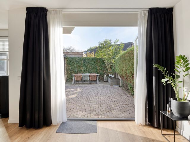 De Deel 1, Biddinghuizen