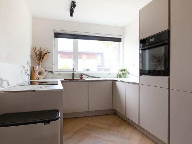 Corsicastraat 22, Almere
