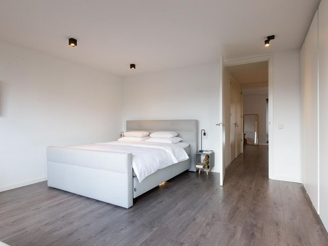 Corsicastraat 22, Almere