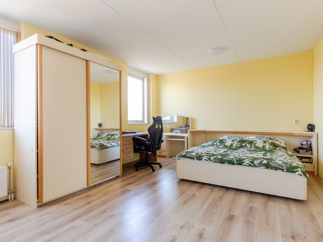 Overcinge 62, Lelystad