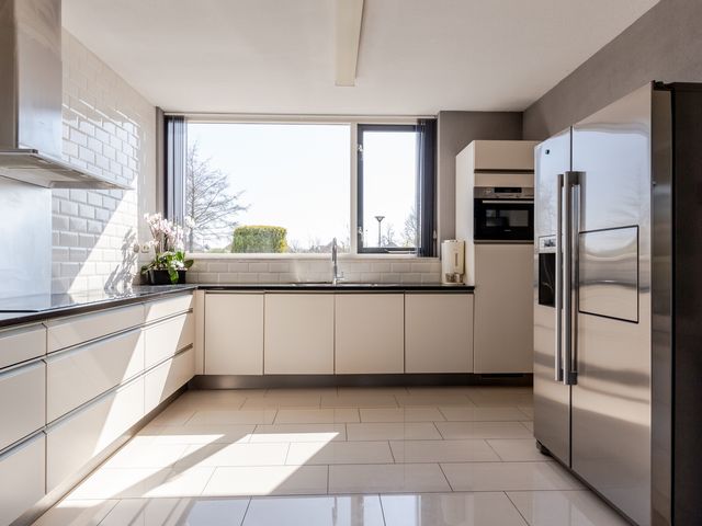 Overcinge 62, Lelystad