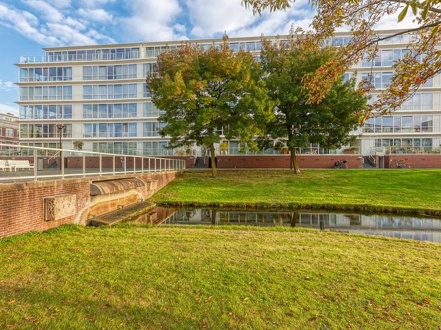 Burgemeester De Monchyplein 55, 'S-Gravenhage
