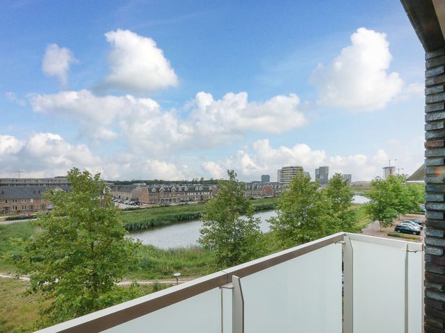 Frankrijkkade 32, Almere
