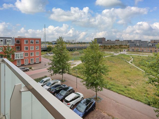 Frankrijkkade 32, Almere