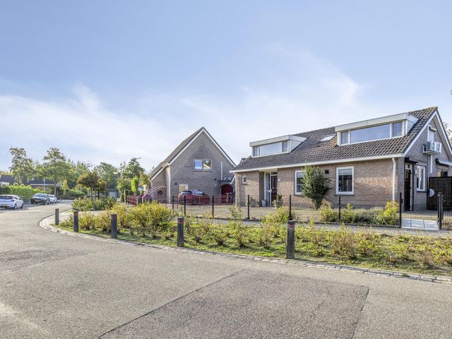 Kievitstraat 10, Fijnaart