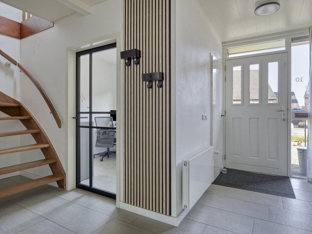 Kievitstraat 10, Fijnaart