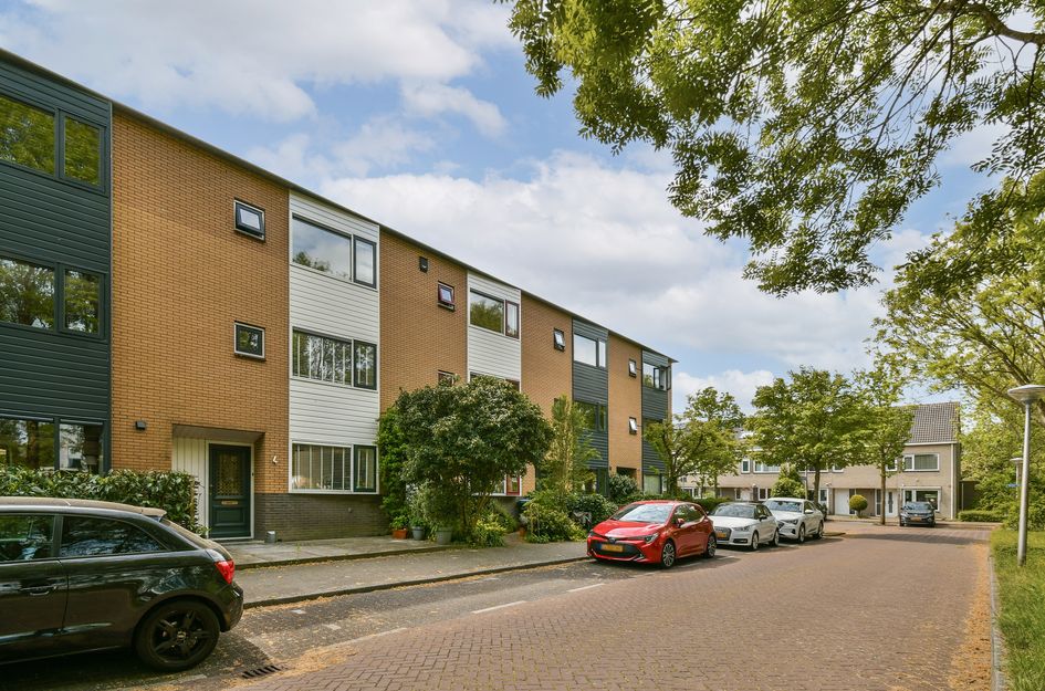 Louis Couperussingel 4