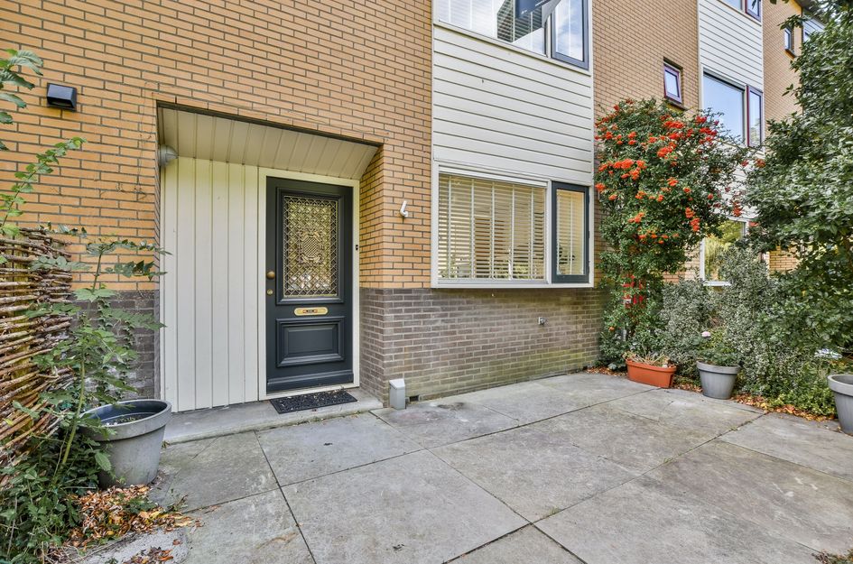 Louis Couperussingel 4