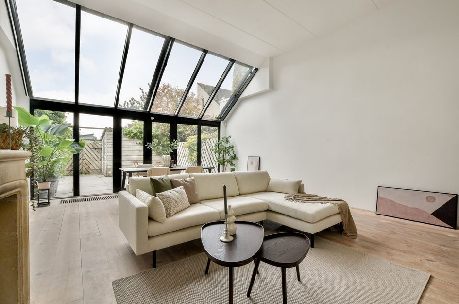 Louis Couperussingel 4