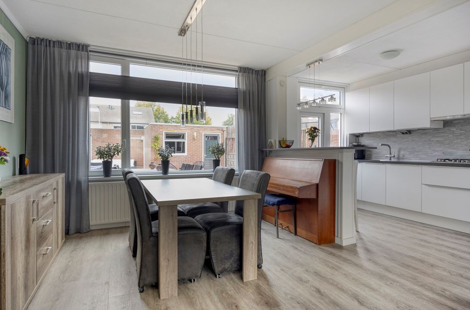 Lingestraat 28