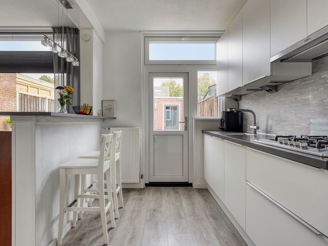 Lingestraat 28, Terneuzen