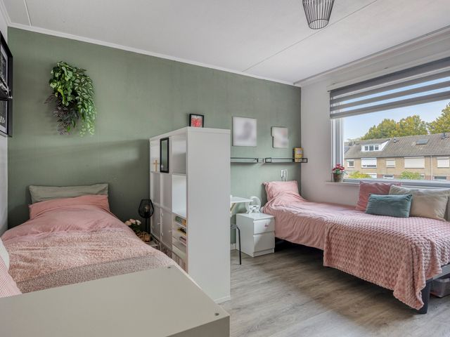 Lingestraat 28, Terneuzen