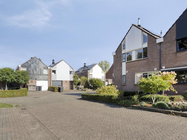 De Buizerd 46, Almelo