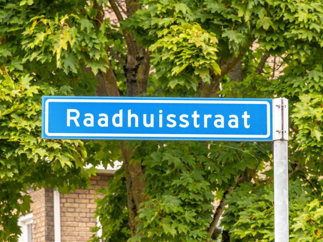 Raadhuisstraat 48, Urmond