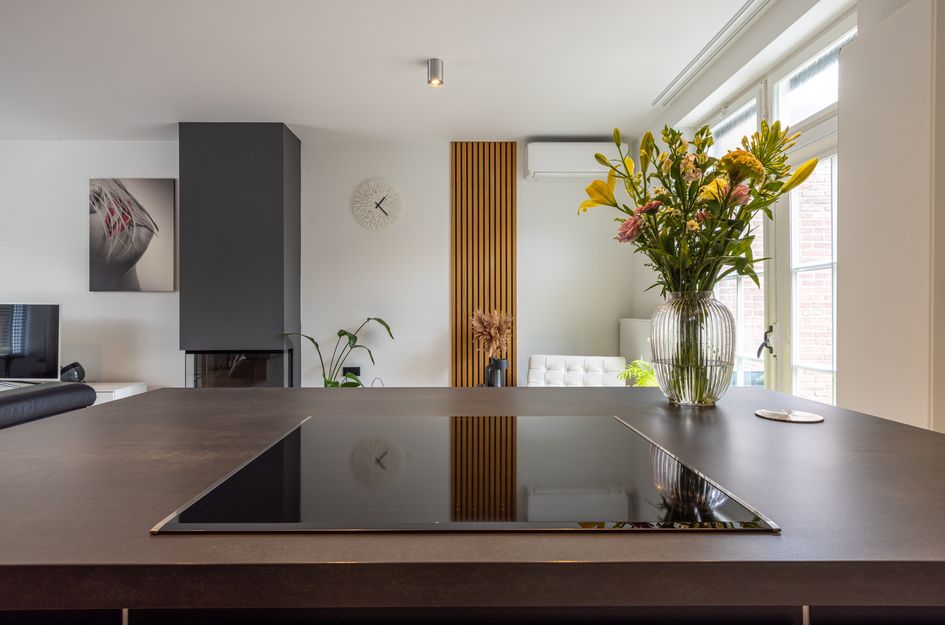 Raadhuisstraat 48