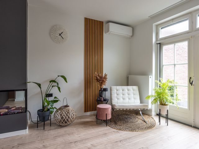 Raadhuisstraat 48, Urmond