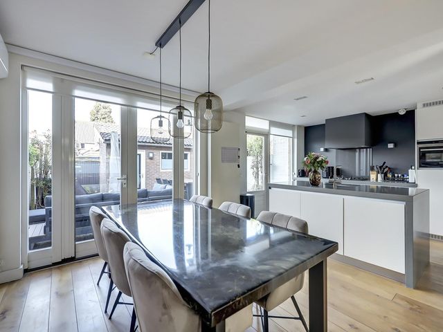 van Assendelftstraat 102, Waalwijk