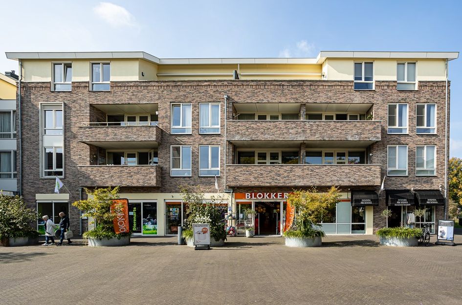 Dorpsplein 24