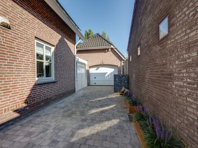 Gerardus Majellastraat 10, Hulten