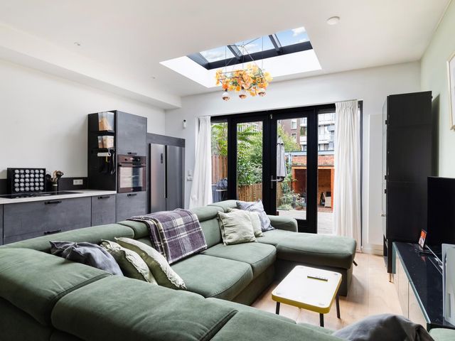 Bergweg 307A, Rotterdam