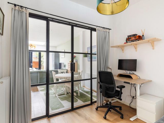 Bergweg 307A, Rotterdam