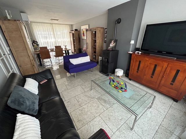 Mgr. Nolensstraat 18, Hoensbroek