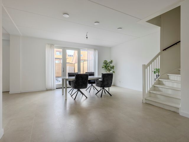 Warmoldstraat 75B, Rotterdam