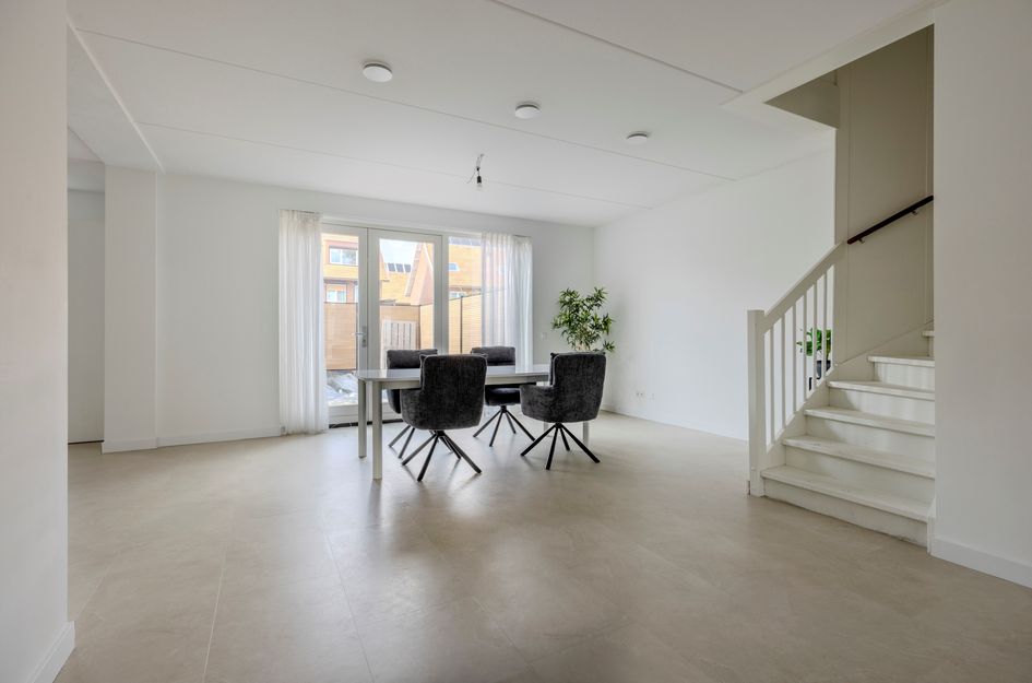 Warmoldstraat 75B