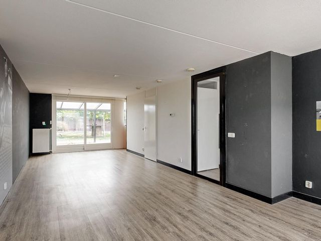 Schout Offermanstraat 60G, Roermond