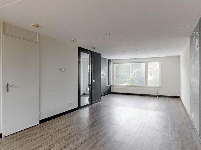 Schout Offermanstraat 60G, Roermond