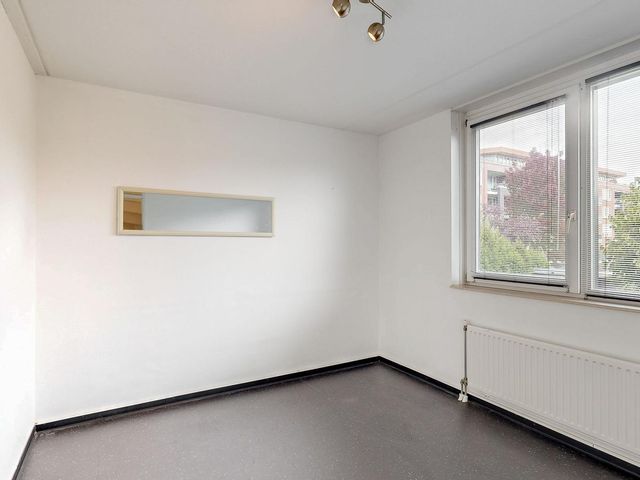 Schout Offermanstraat 60G, Roermond