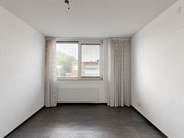 Schout Offermanstraat 60G, Roermond