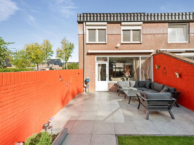 Jane Addamsstraat 12, Hoofddorp