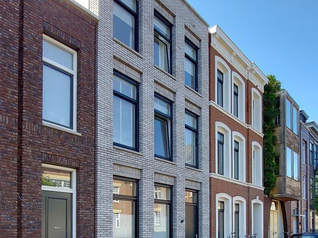 Acaciastraat 180B, Den Haag