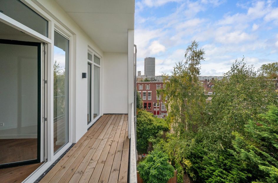 Spoorsingel 59B 02