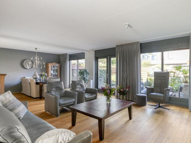 Lage Geeren 23, Hoogland