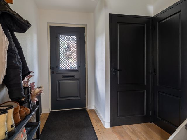 Goudplevier 38, Waspik