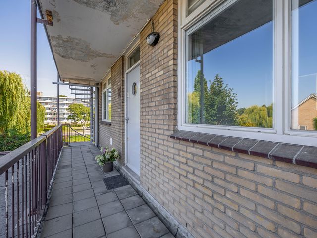 Brederolaan 18, Waddinxveen
