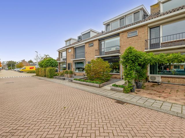 Nassaulaan 36, Waddinxveen