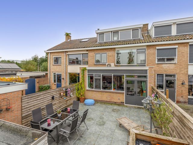 Nassaulaan 36, Waddinxveen