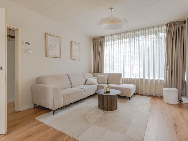 Dickensstraat 10, Rotterdam