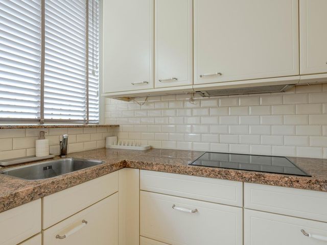 Dickensstraat 10, Rotterdam