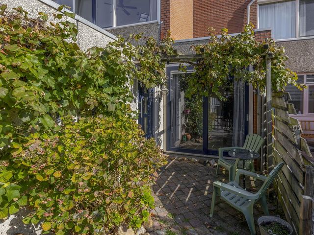 Azarooldoorn 12, Rotterdam