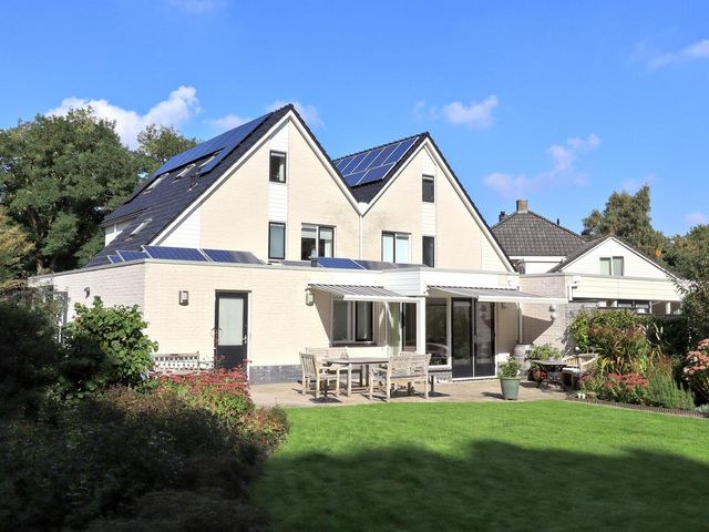 Slingerbos 10, Steenwijk